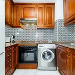 Seaview Deluxe Apartment *